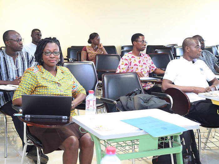The Head of CESED and some participants at the workshop