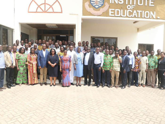 Participants of the workshop with the facilitators Participants of the workshop with the facilitators